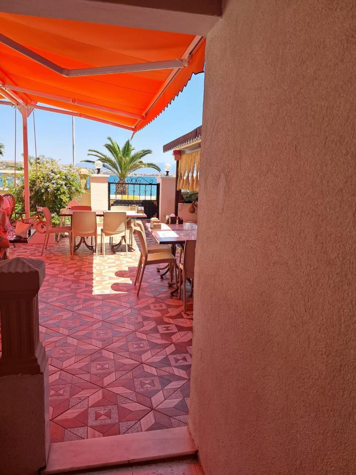 Soezer Otel Ayvalı Exterior foto